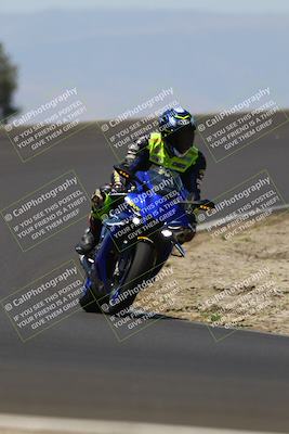 media/Jun-07-2025-TrackDaz (Sat) [[4413525952]]/C Group/1140am (Turn 2)/